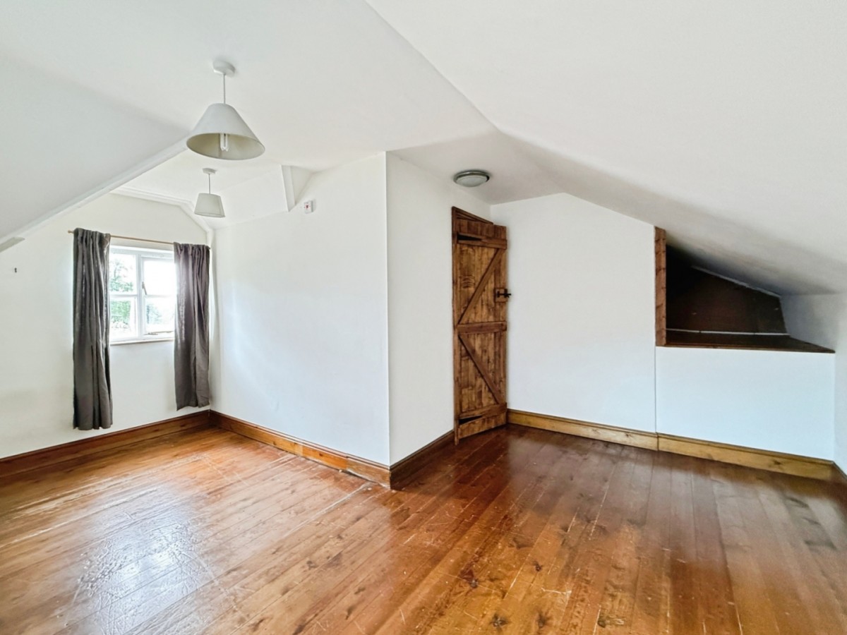 Oakridge Lynch, Stroud