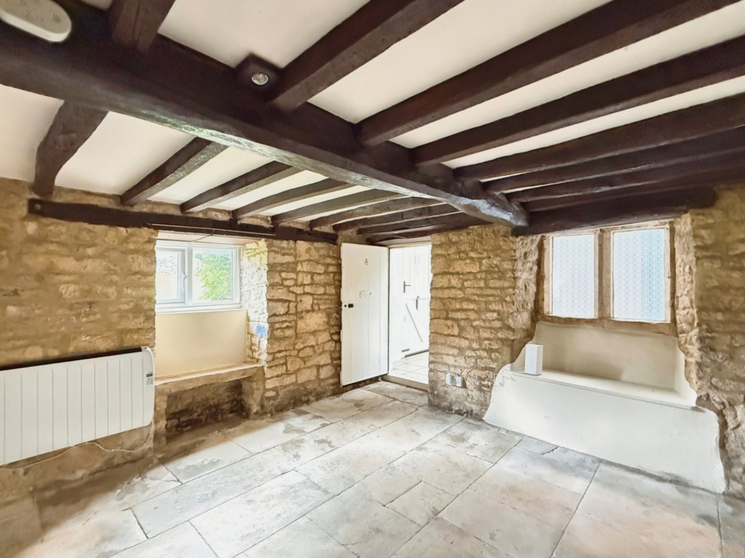 2 bedroom House for sale in Oakridge Lynch, Stroud