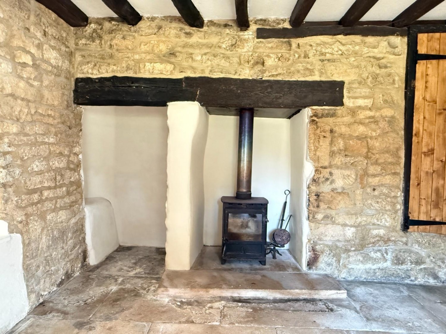 2 bedroom House for sale in Oakridge Lynch, Stroud