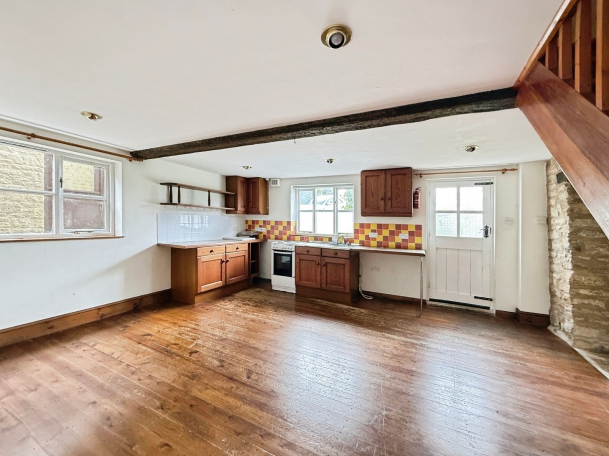 Oakridge Lynch, Stroud