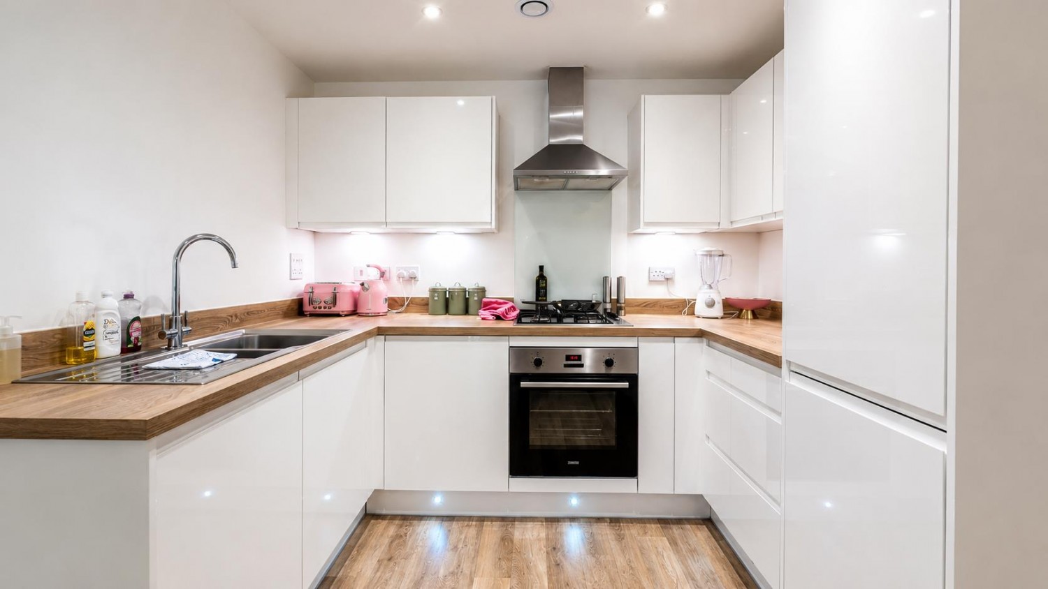 1 bedroom Flat to let in Gunpowder Road, Worcester Park