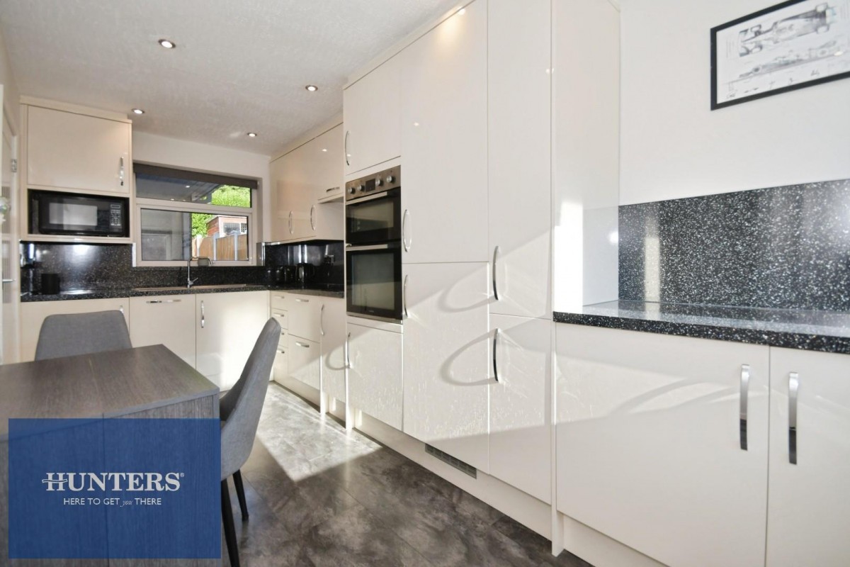 Devonshire Avenue North, New Whittington, Chesterfield, S43 2DF