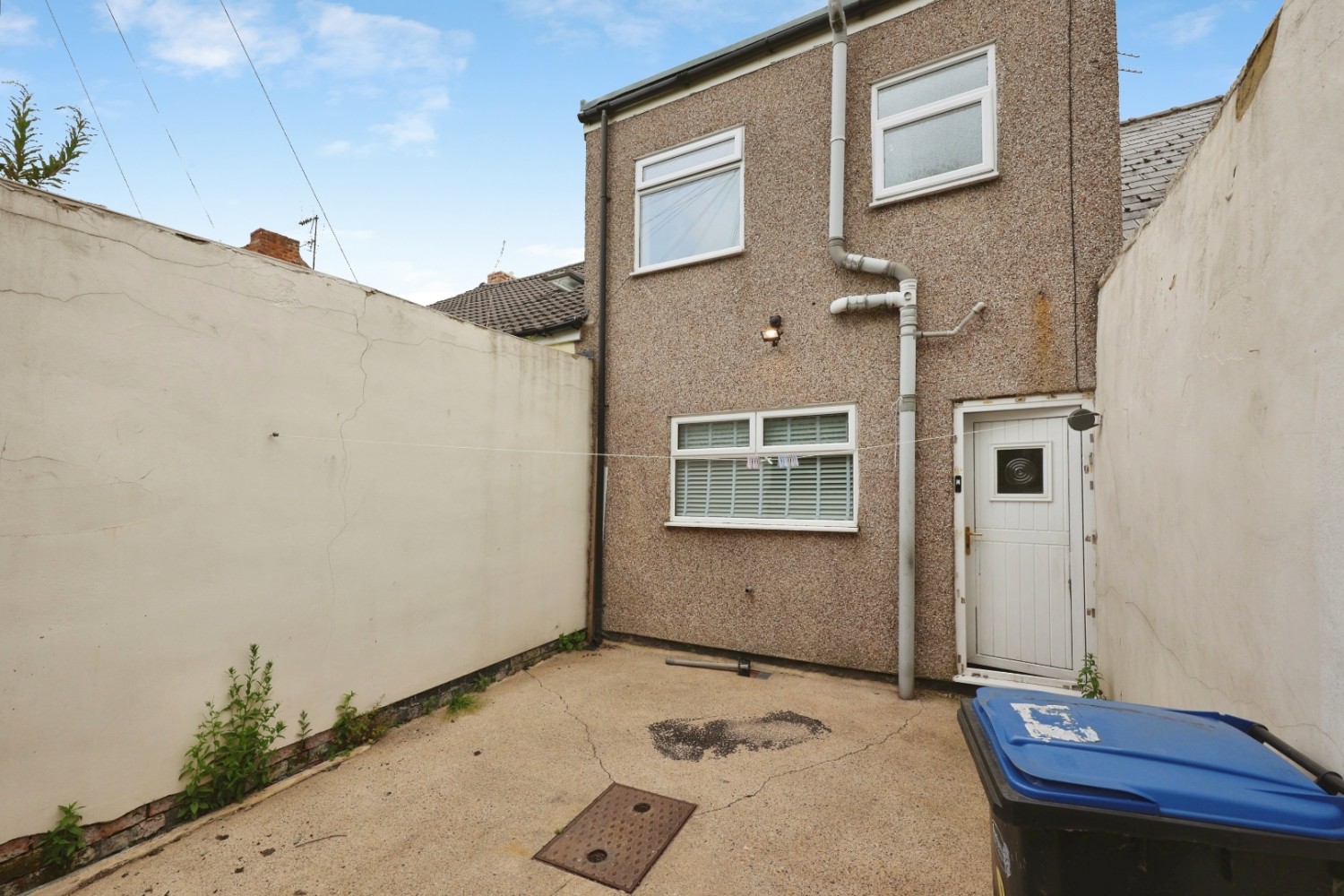 2 bedroom House for sale in John Street, Shildon