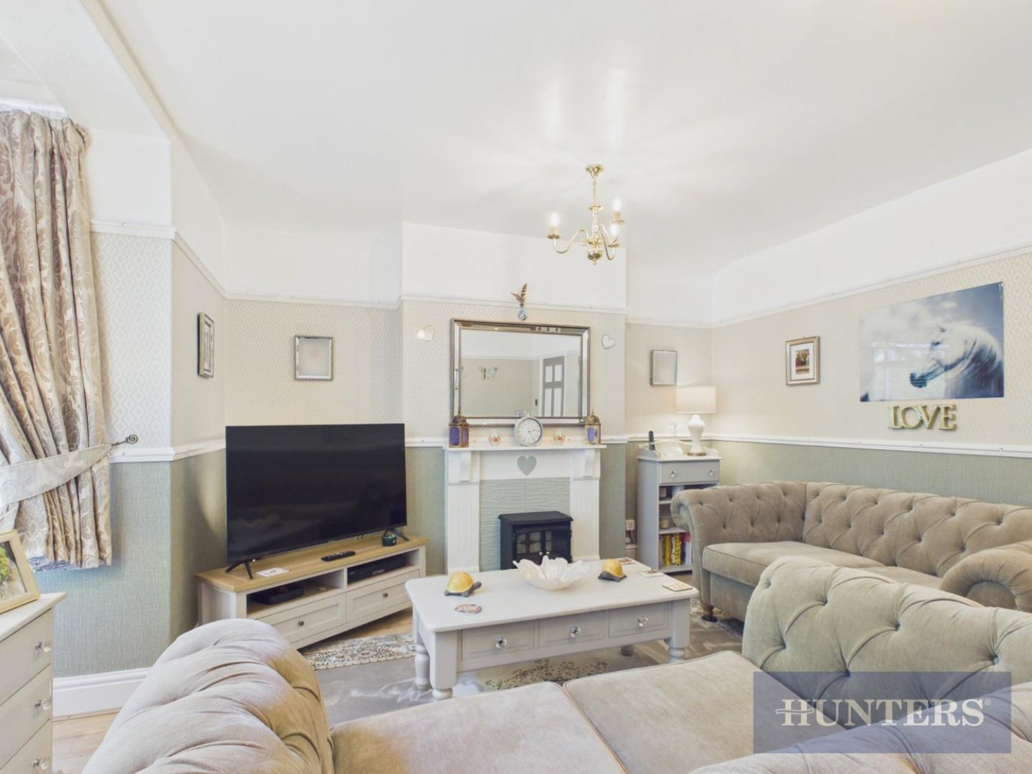 2 bedroom Flat for sale in Manor Avenue, Scarborough, YO12 5JR