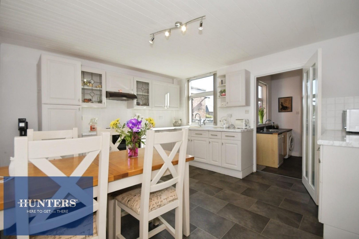 2 bedroom House for sale in Wellington Street, New Whittington, Chesterfield, S43 2BQ