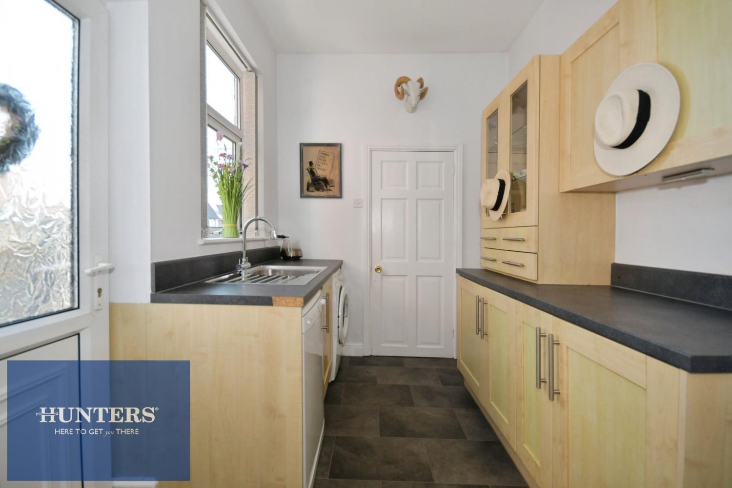 2 bedroom House for sale in Wellington Street, New Whittington, Chesterfield, S43 2BQ
