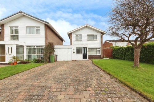 Eastfield Drive, Solihull B92 9ND