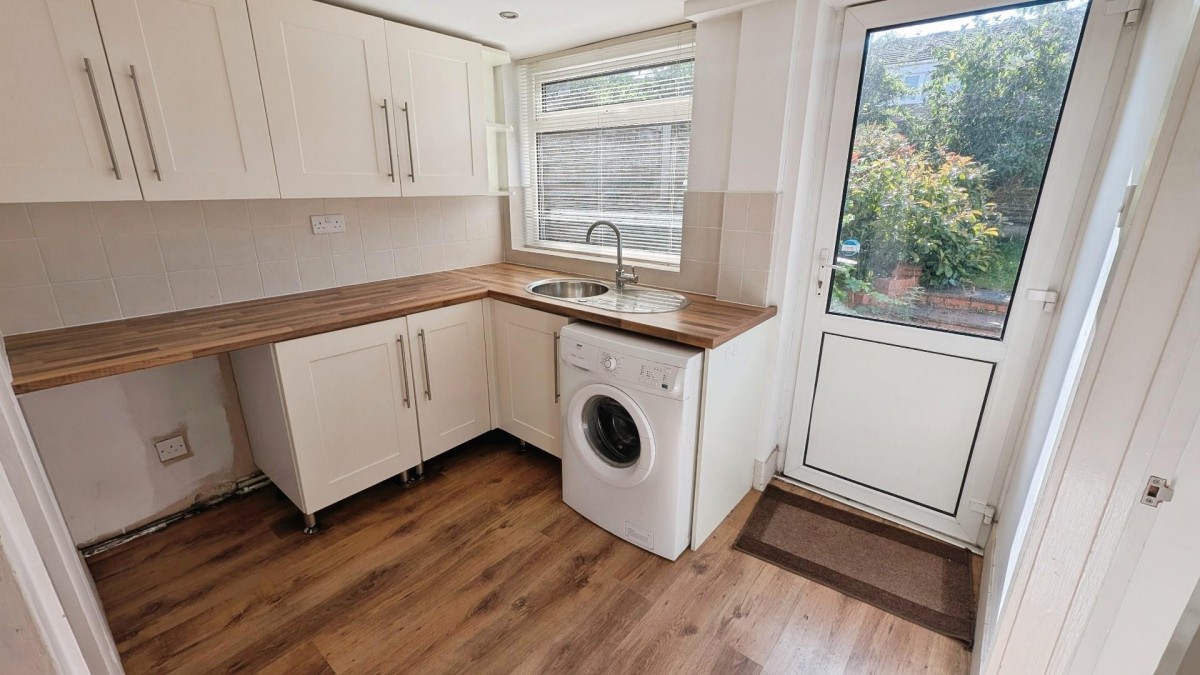 Eastfield Drive, Solihull B92 9ND