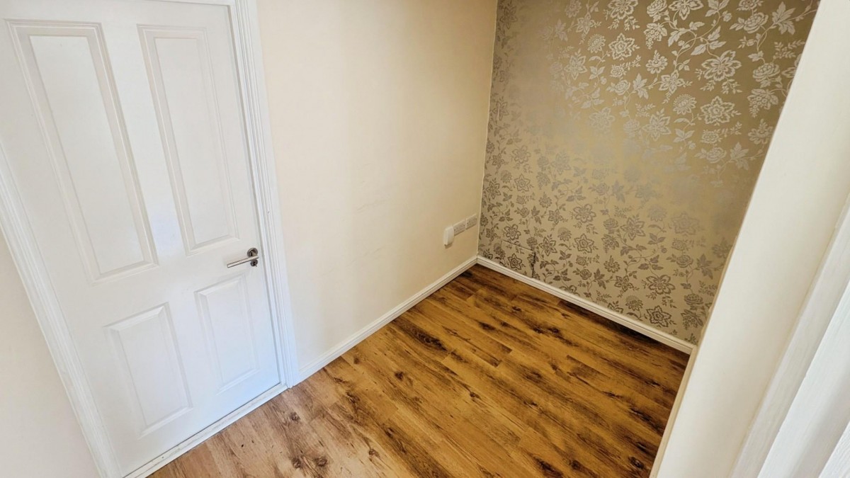 Eastfield Drive, Solihull B92 9ND