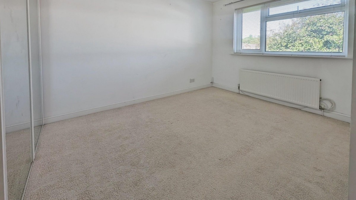 Eastfield Drive, Solihull B92 9ND