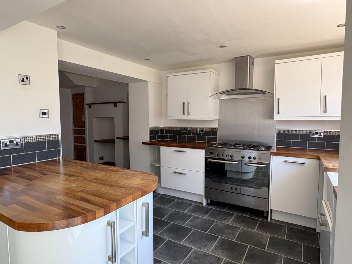 Dennis Road, Gravesend, DA11 7NW