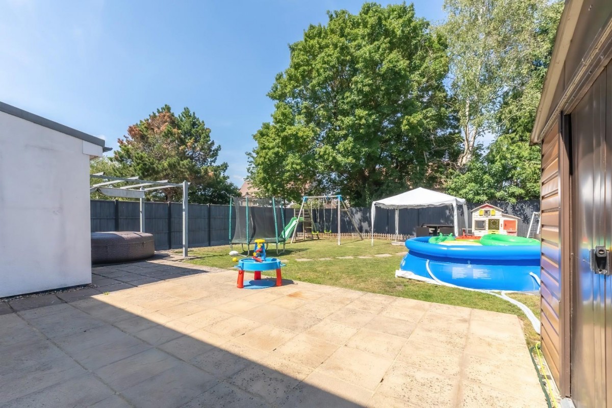 Park Lane, Eaton Bray, Dunstable