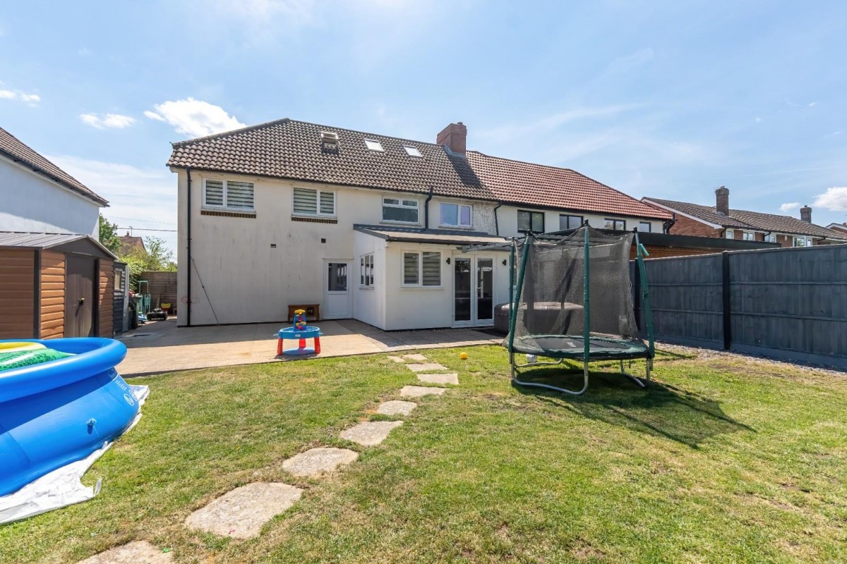 Park Lane, Eaton Bray, Dunstable