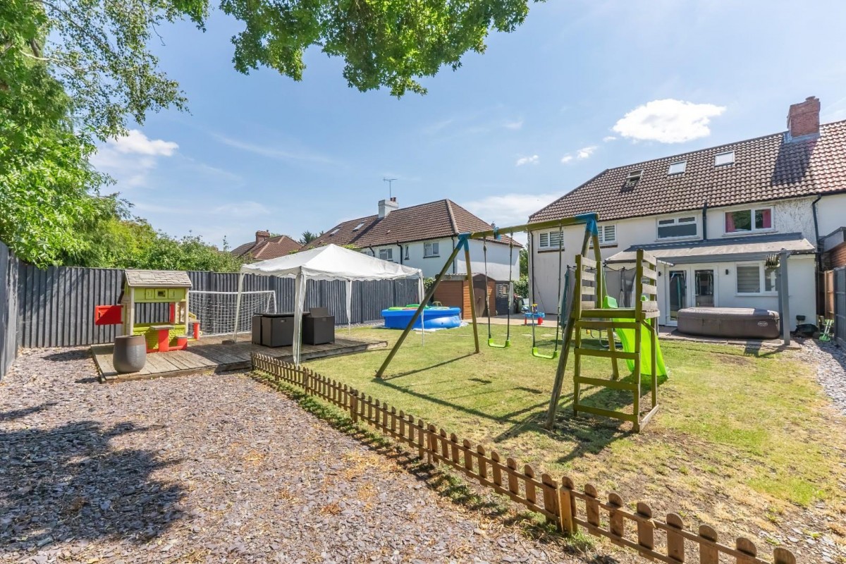 Park Lane, Eaton Bray, Dunstable