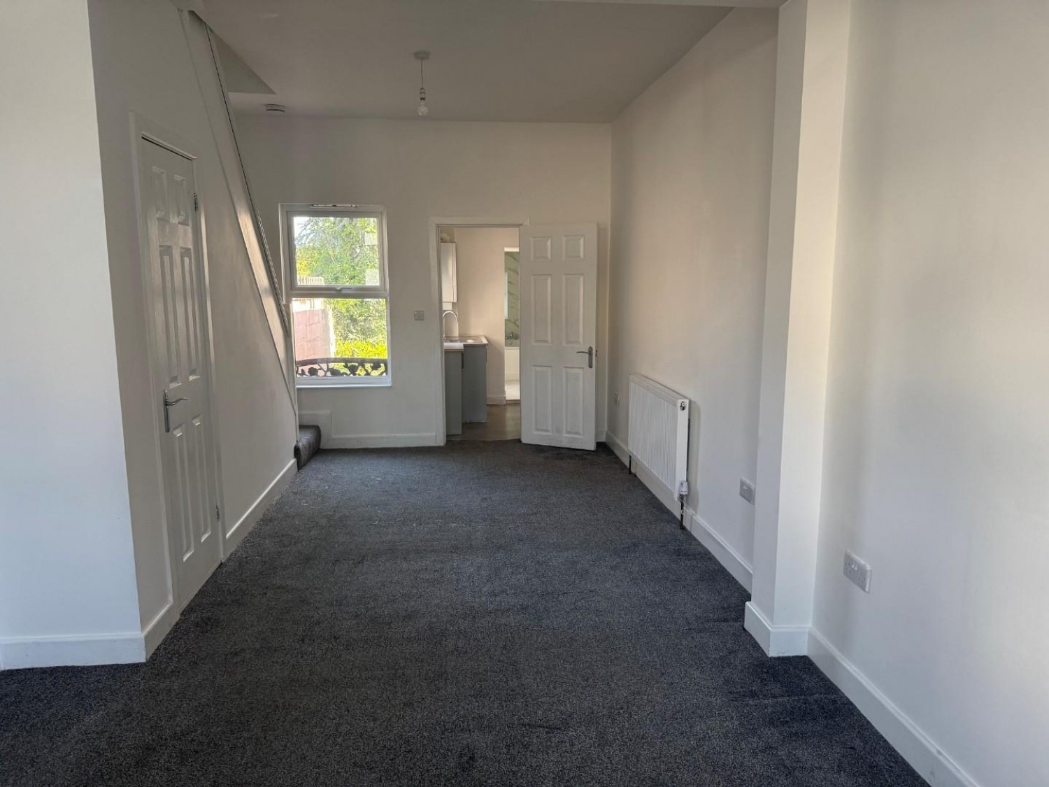 2 bedroom House to let in Seymour Road, Northfleet, Gravesend, Kent