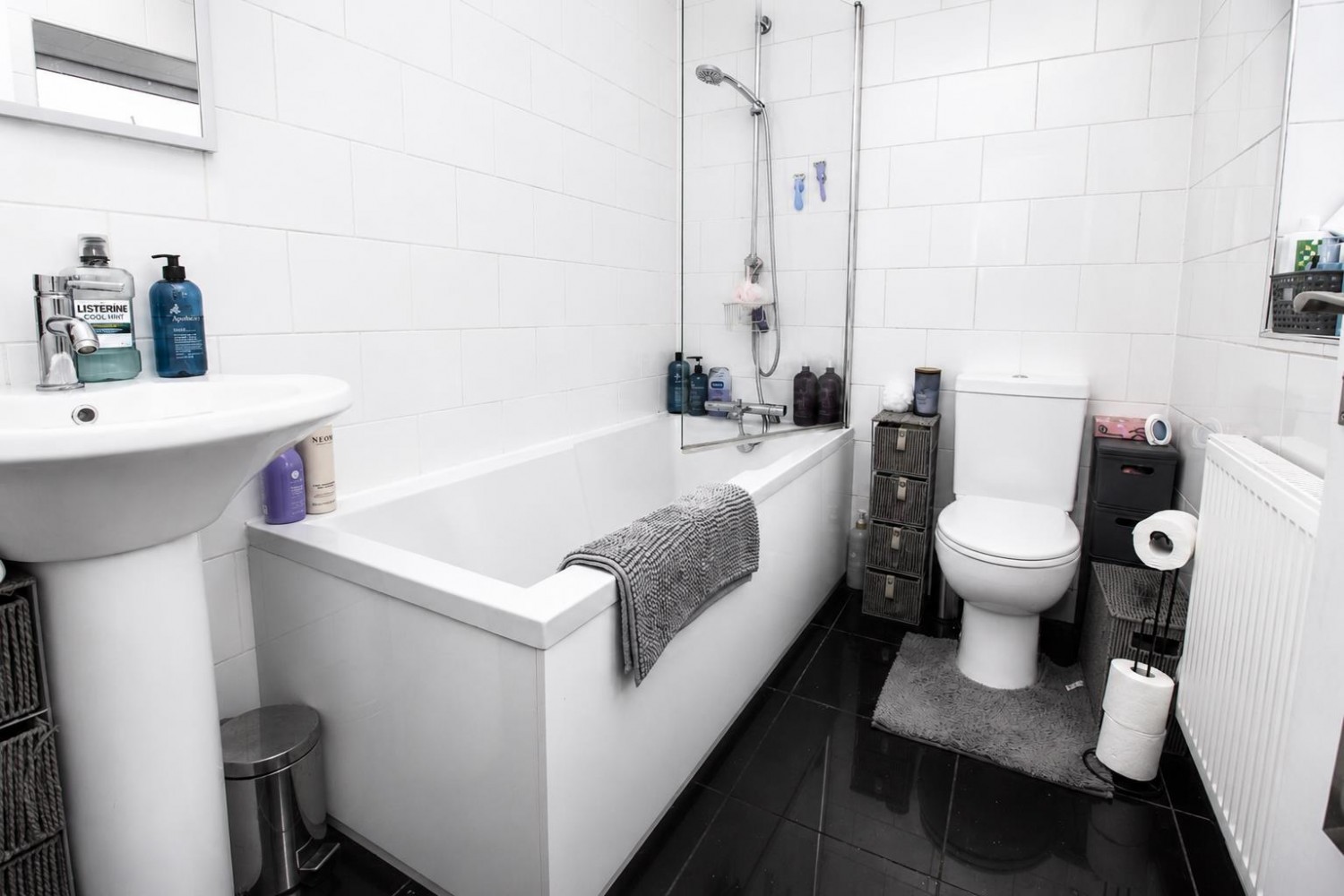 3 bedroom House to let in Plodder Lane, Farnworth, Bolton
