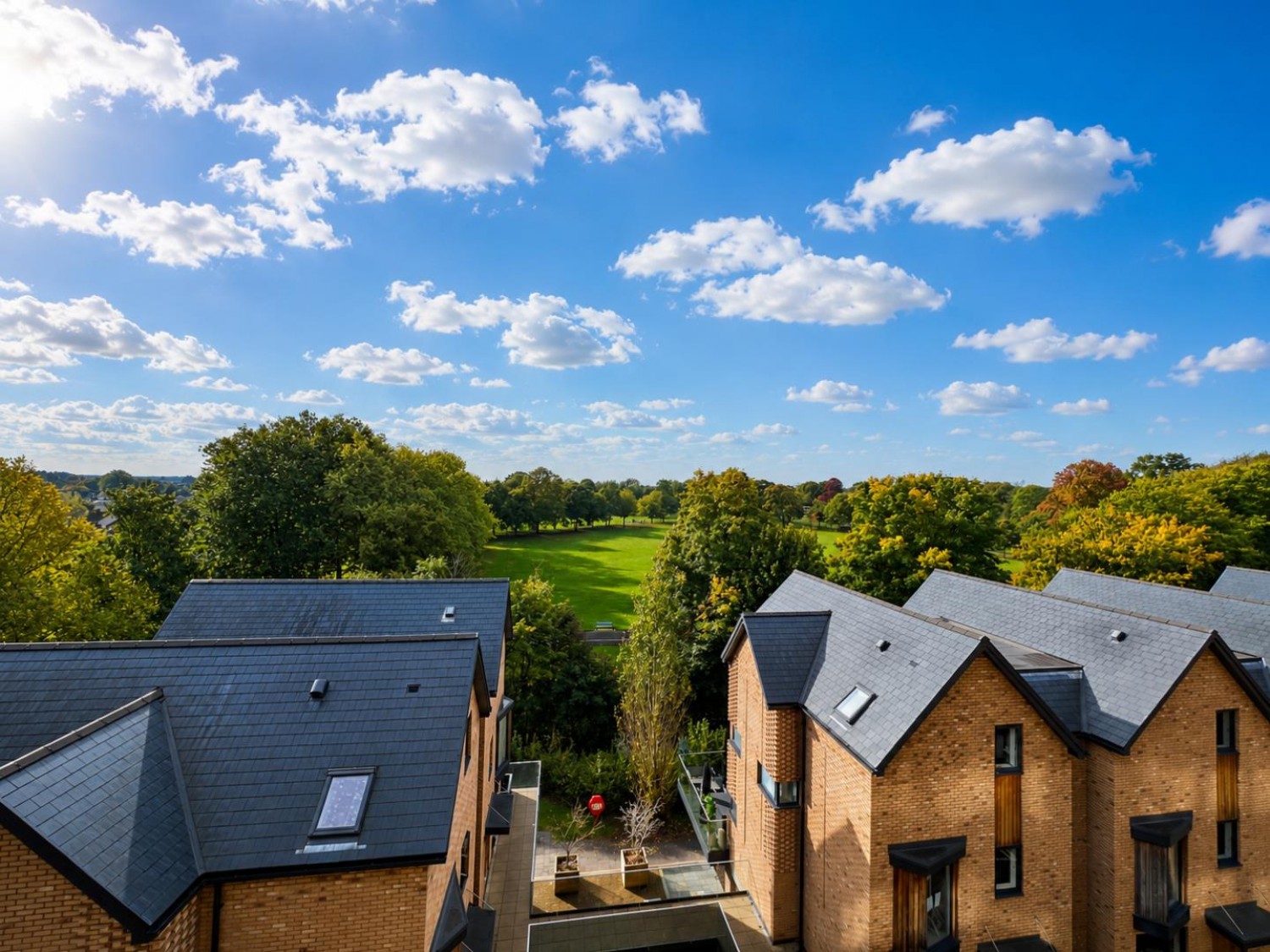 2 bedroom Flat for sale in 3rd Floor Apartment, Riverside Park