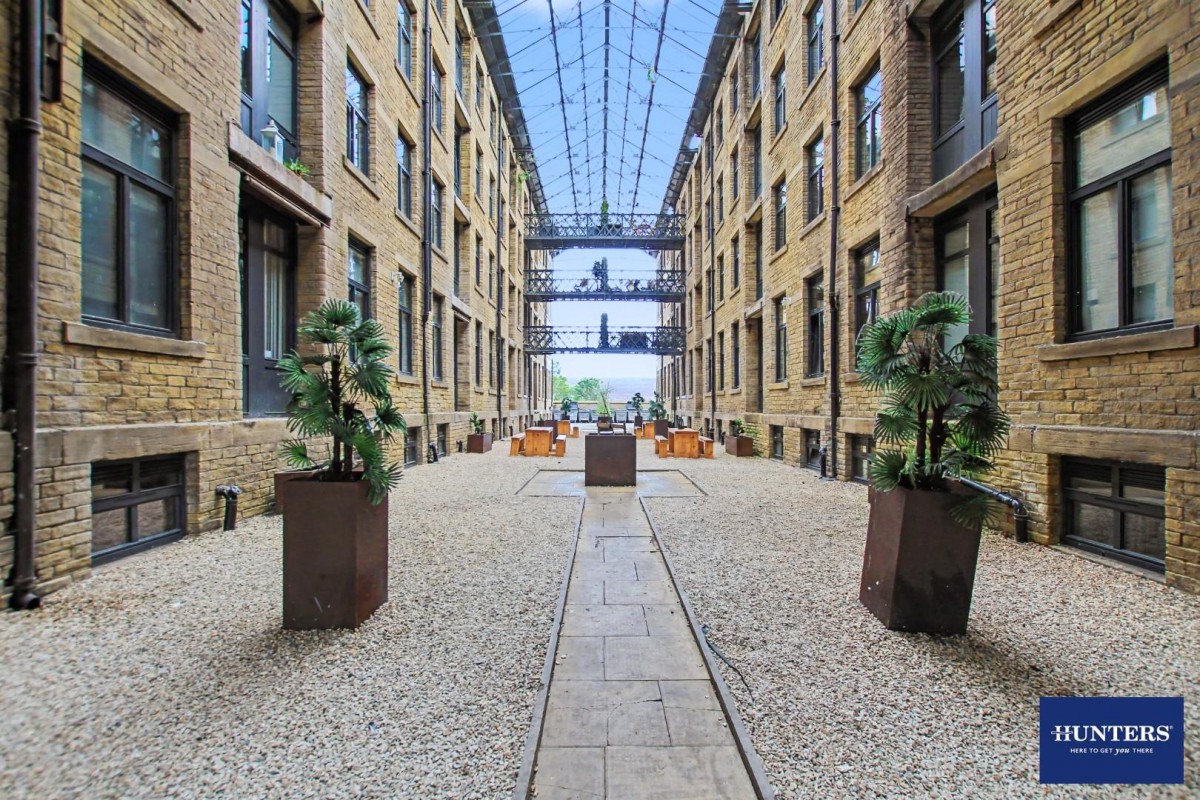 Conditioning House, Cape Street Bradford, West Yorkshire, BD1 4QZ