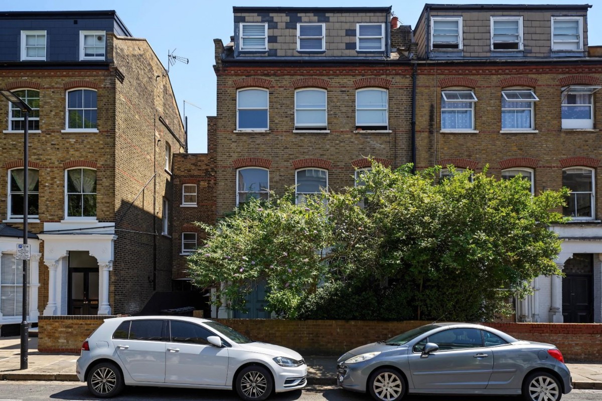 Adolphus Road, London, N4