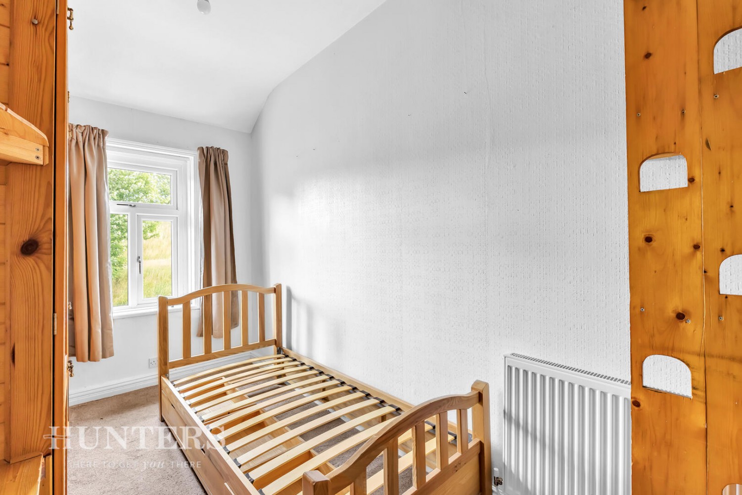 2 bedroom House for sale in Clovelly Avenue, Oldham