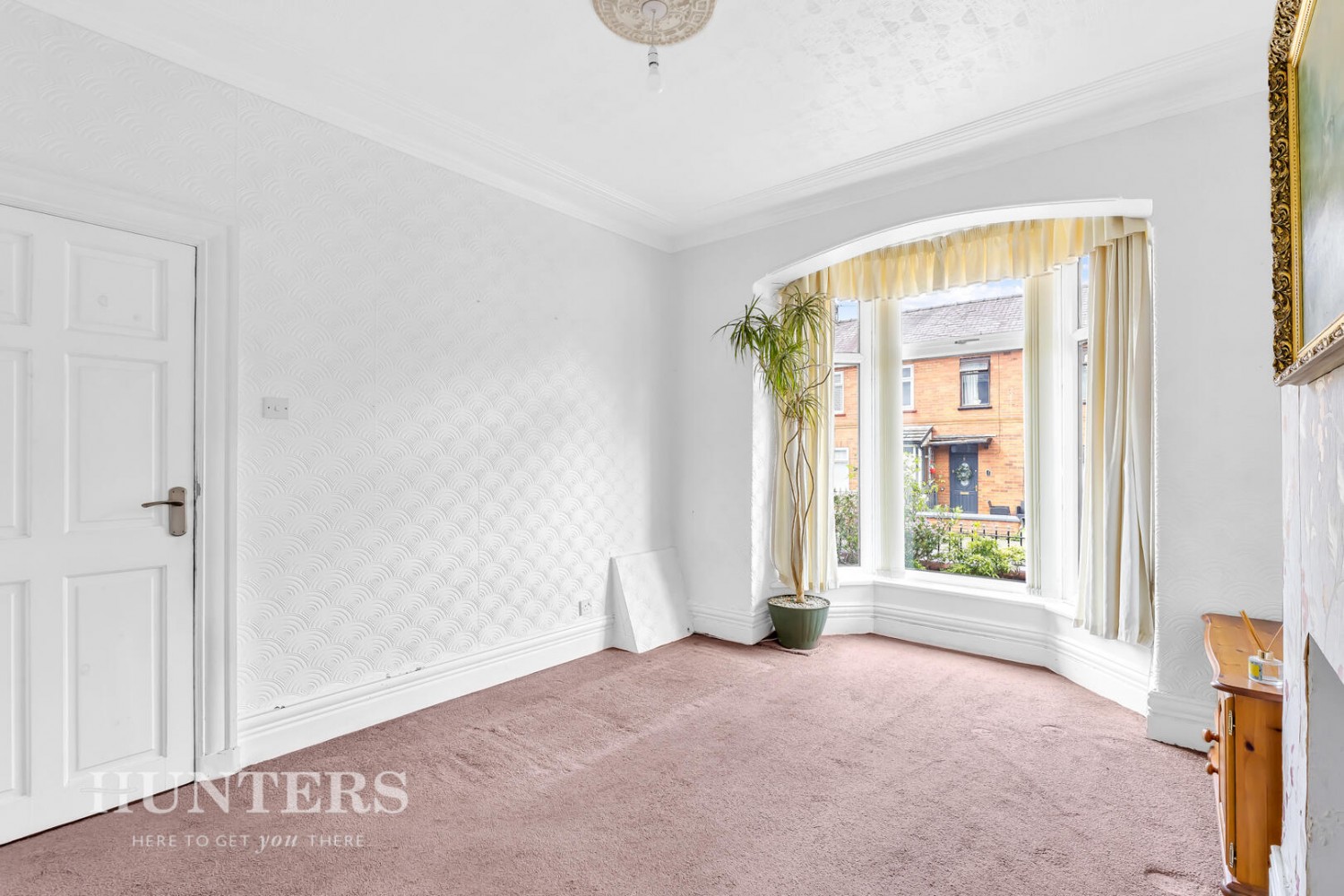 2 bedroom House for sale in Clovelly Avenue, Oldham