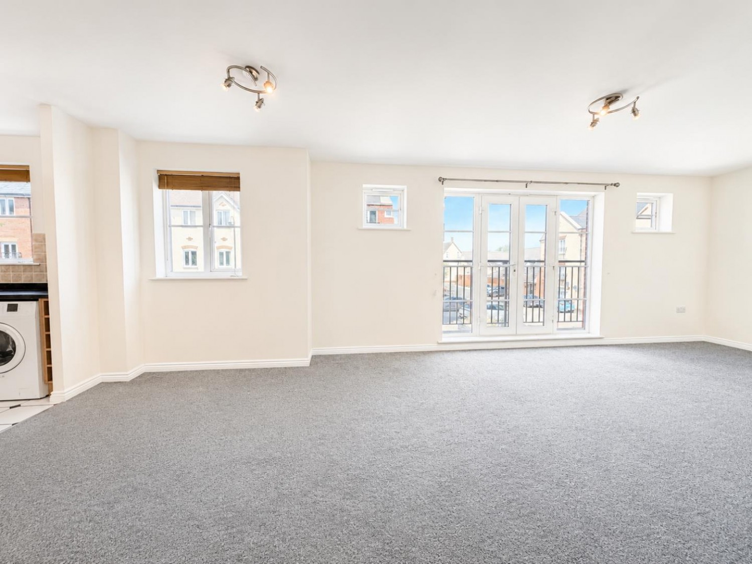 1 bedroom Flat for sale in Sir John Fogge Avenue, Ashford