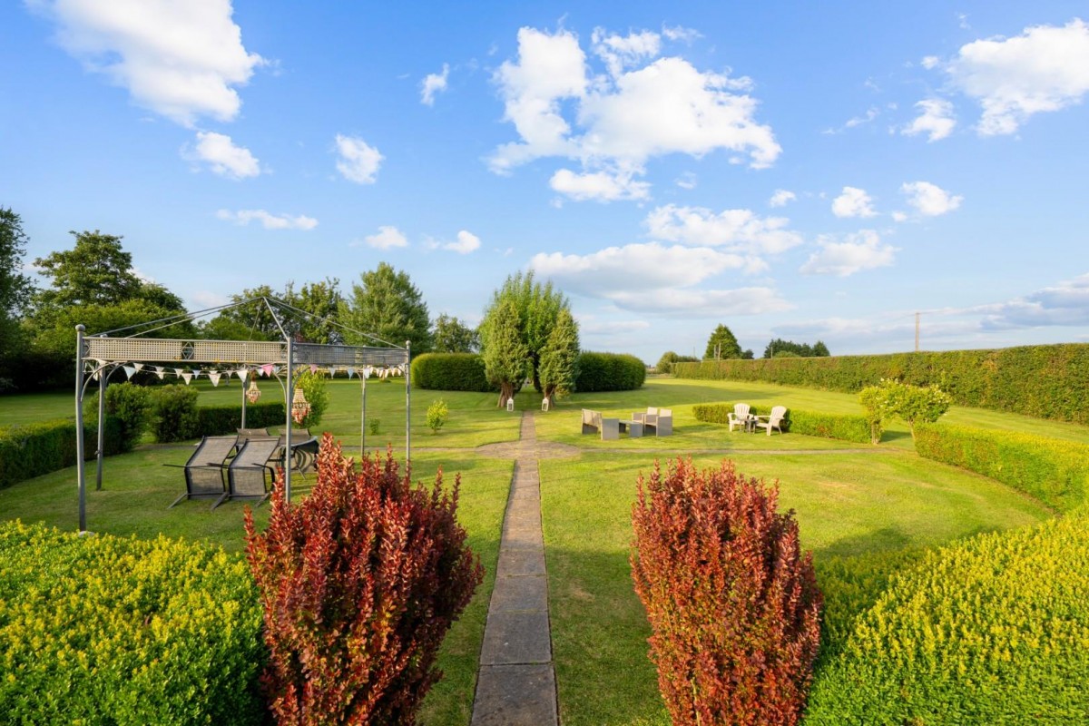 Oakdene, Brackenhill Lane, Church Fenton