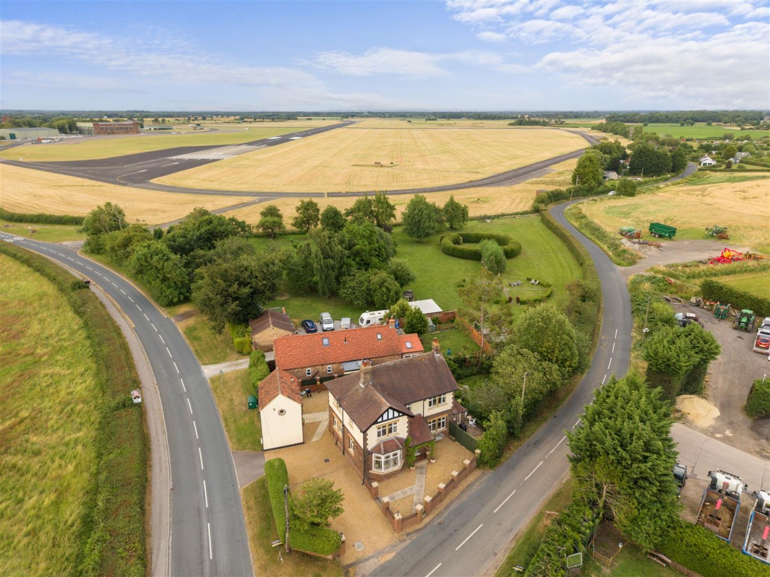 4 bedroom House for sale in Oakdene, Brackenhill Lane, Church Fenton
