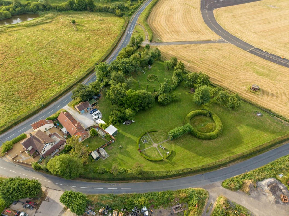 Oakdene, Brackenhill Lane, Church Fenton