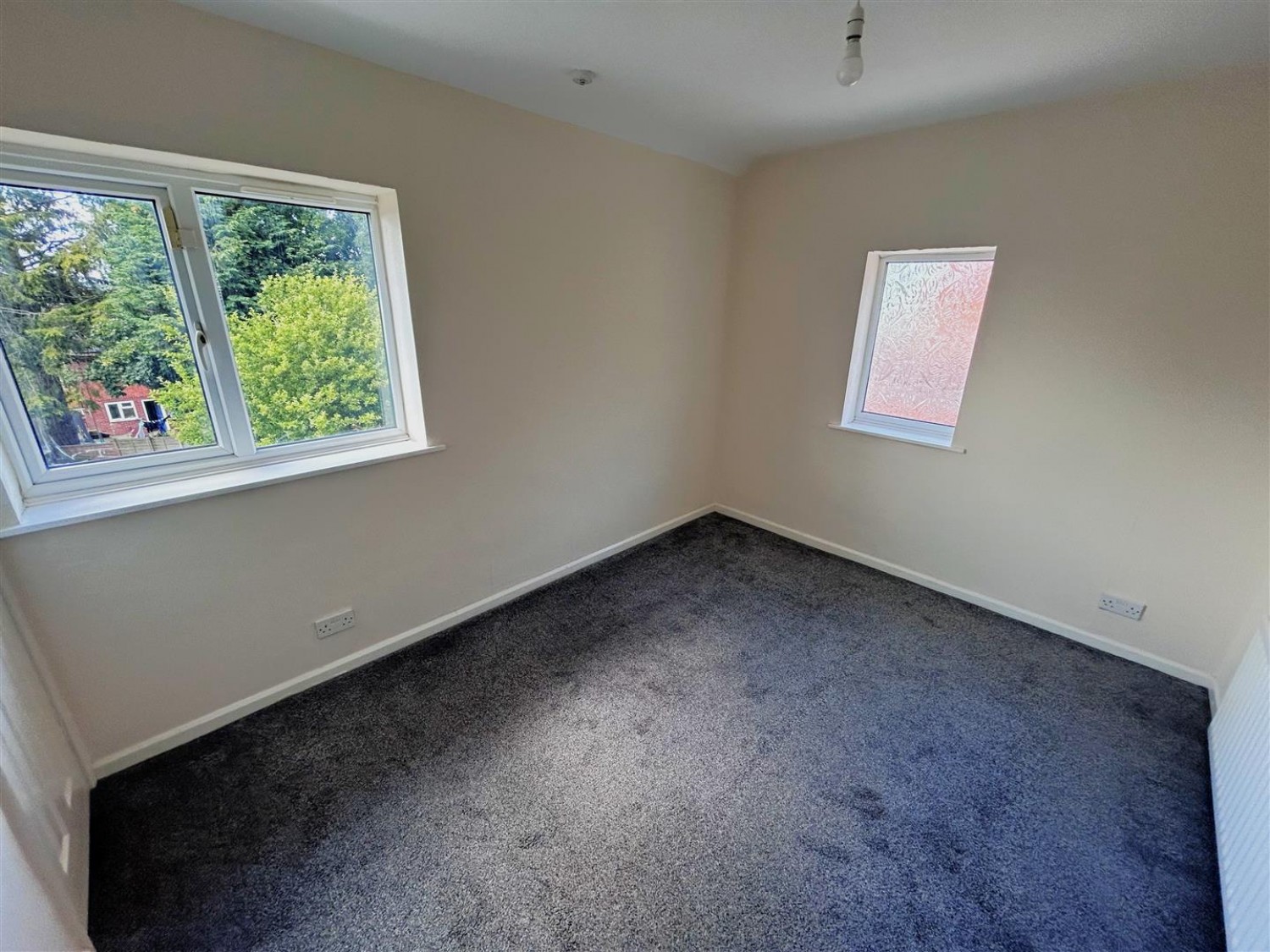 3 bedroom House for sale in Woodfield Avenue, Stourbridge, DY9 9DP