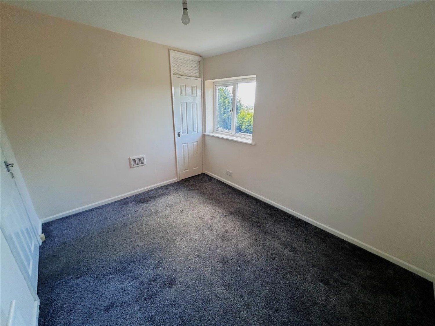 3 bedroom House for sale in Woodfield Avenue, Stourbridge, DY9 9DP