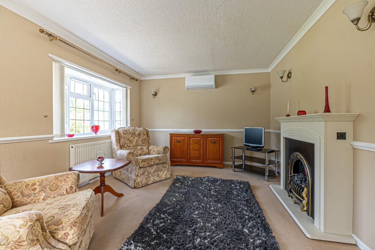 Chesham Road, Wigginton, Tring
