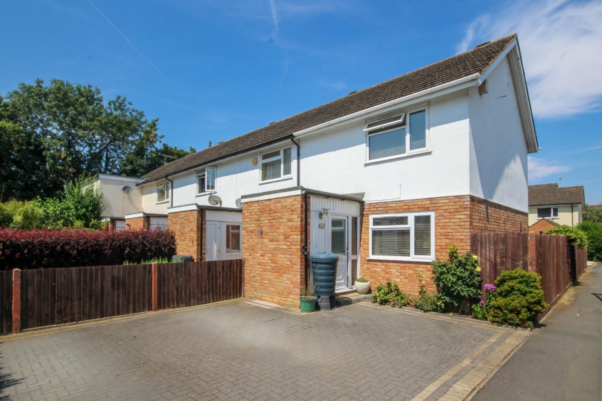 Steppingstone Place, Leighton Buzzard