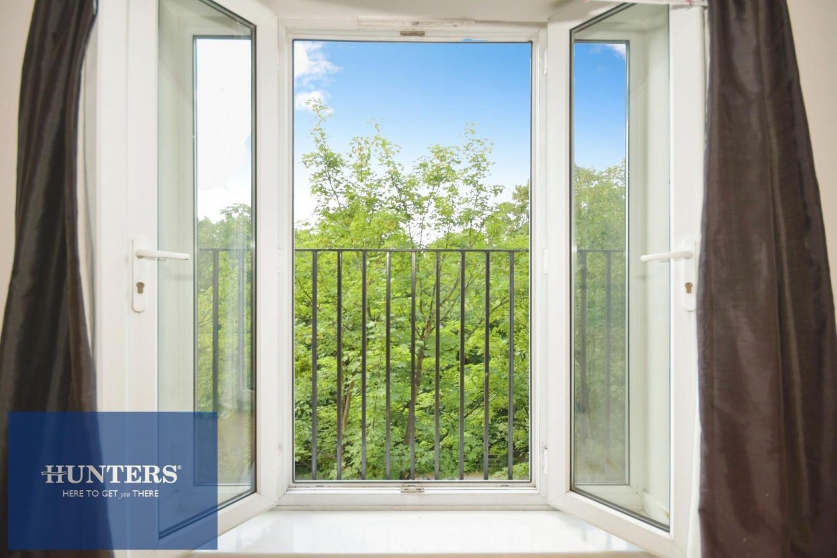 Henshall House, Tapton Lock Hill, Tapton, Chesterfield, S41 7GH