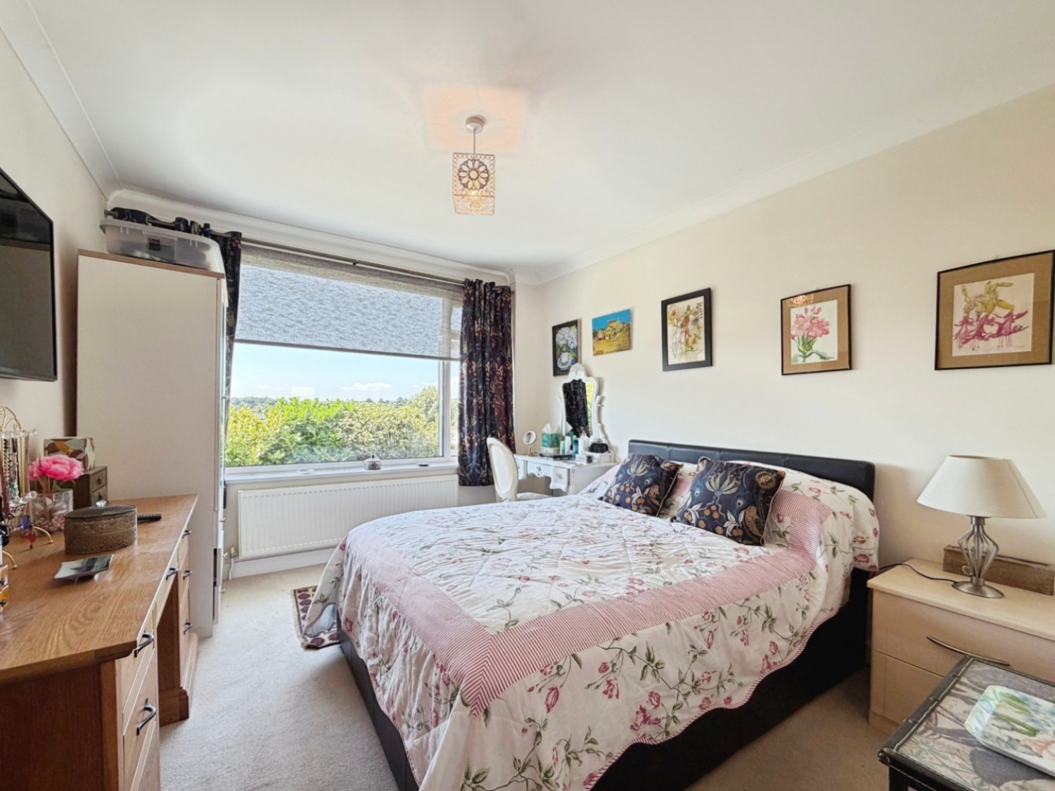 4 bedroom Bungalow for sale in Sene Park, Hythe