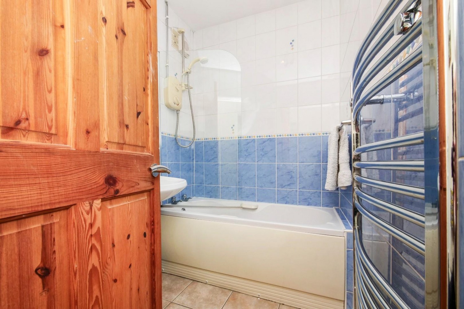 2 bedroom Bungalow for sale in Whitethorn Close, York