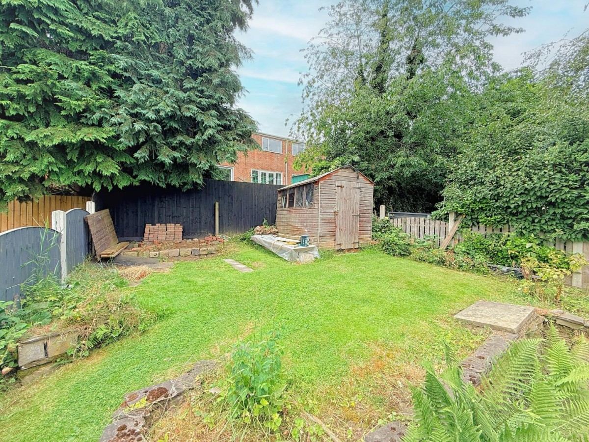 Ring Road, Farnley, Leeds