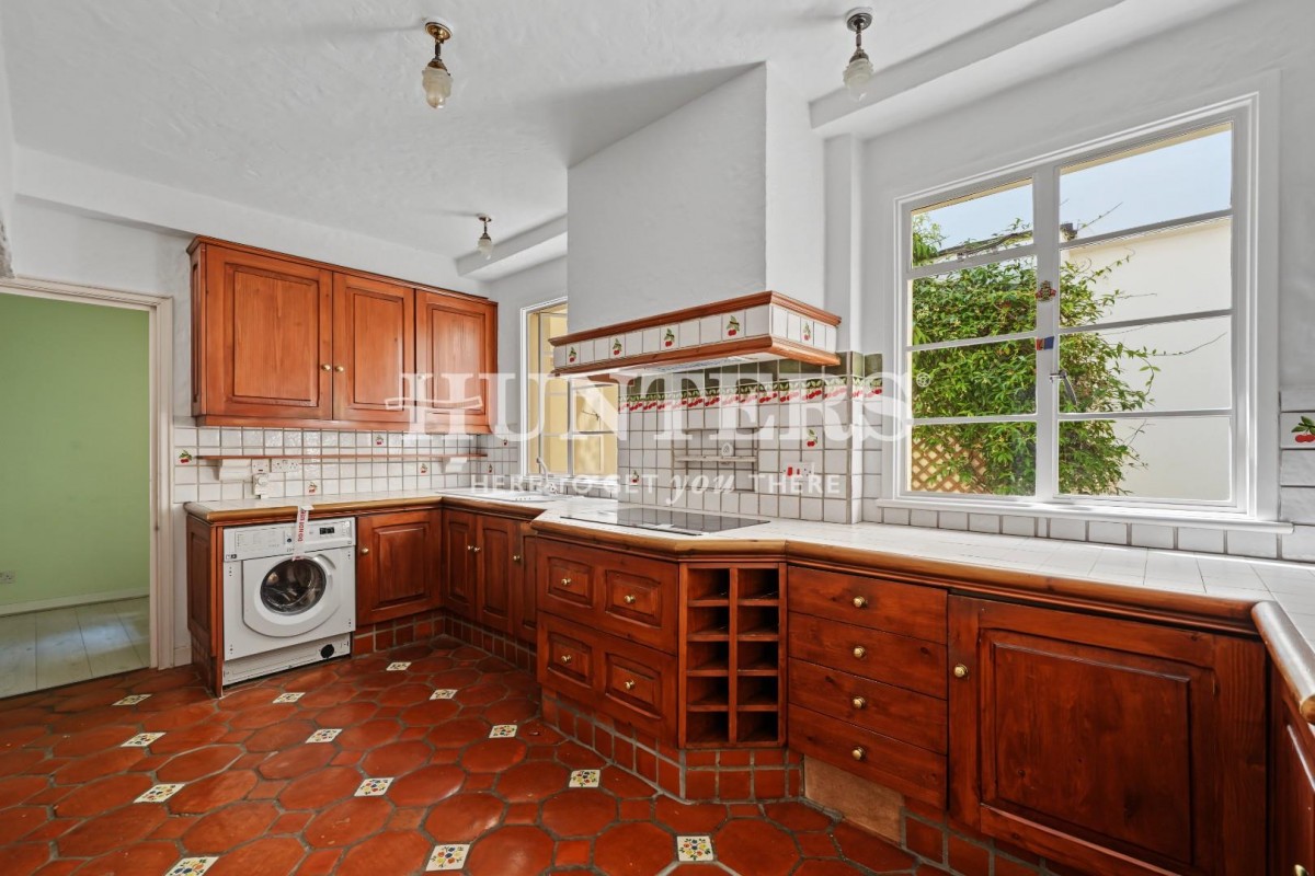 Sussex Gardens, Hyde Park, London, W2