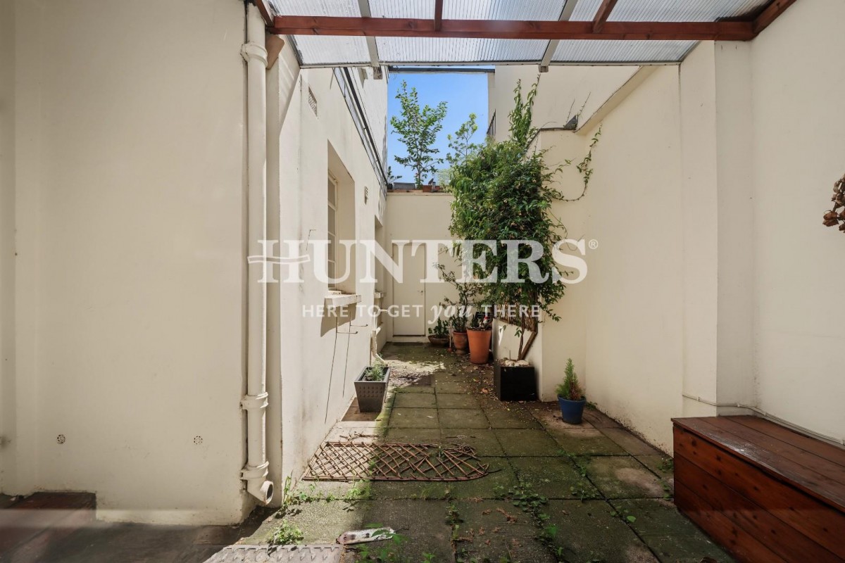 Sussex Gardens, Hyde Park, London, W2