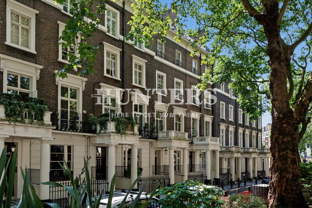 Sussex Gardens, Hyde Park, London, W2
