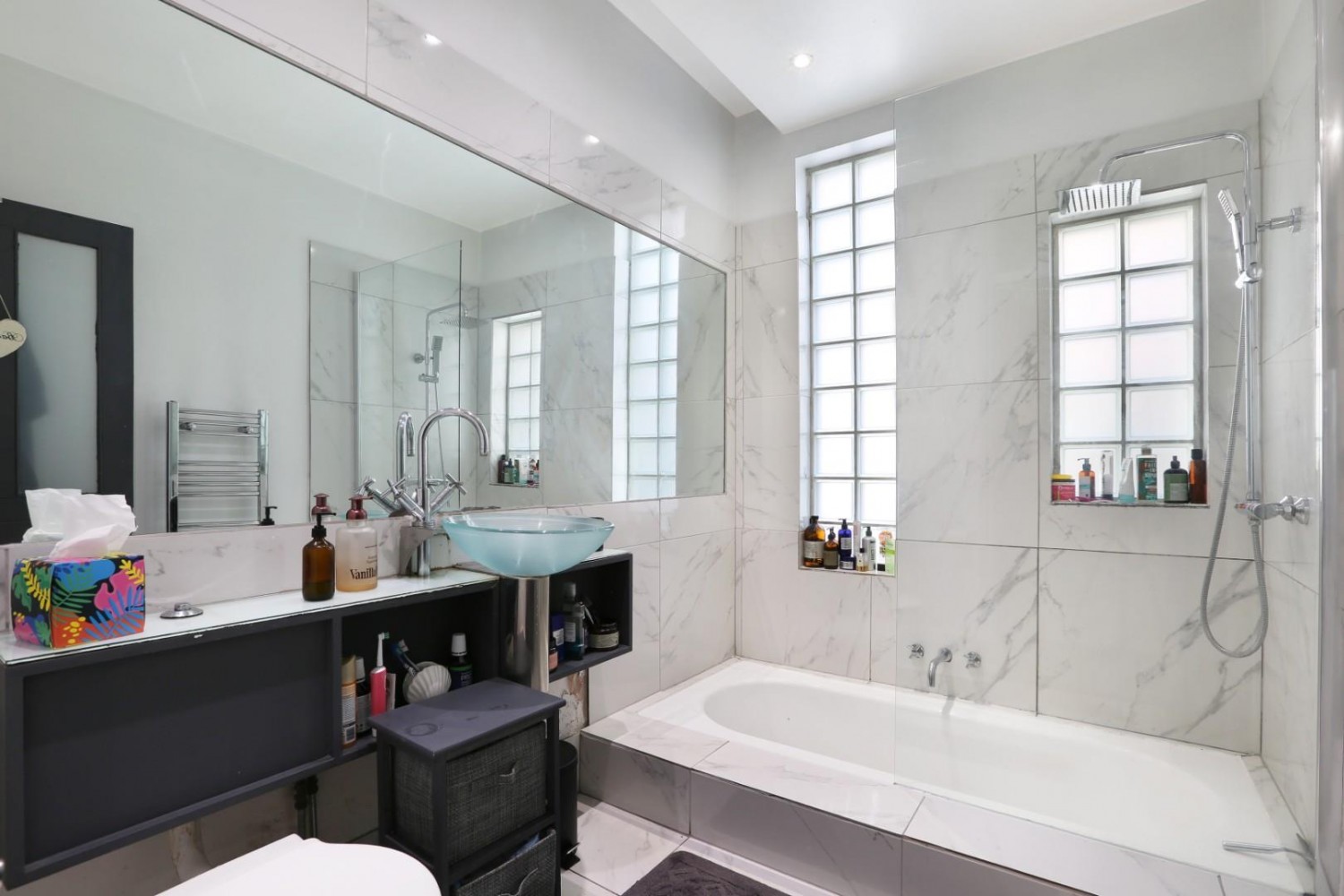 2 bedroom Flat for sale in Bavent Road, London SE5