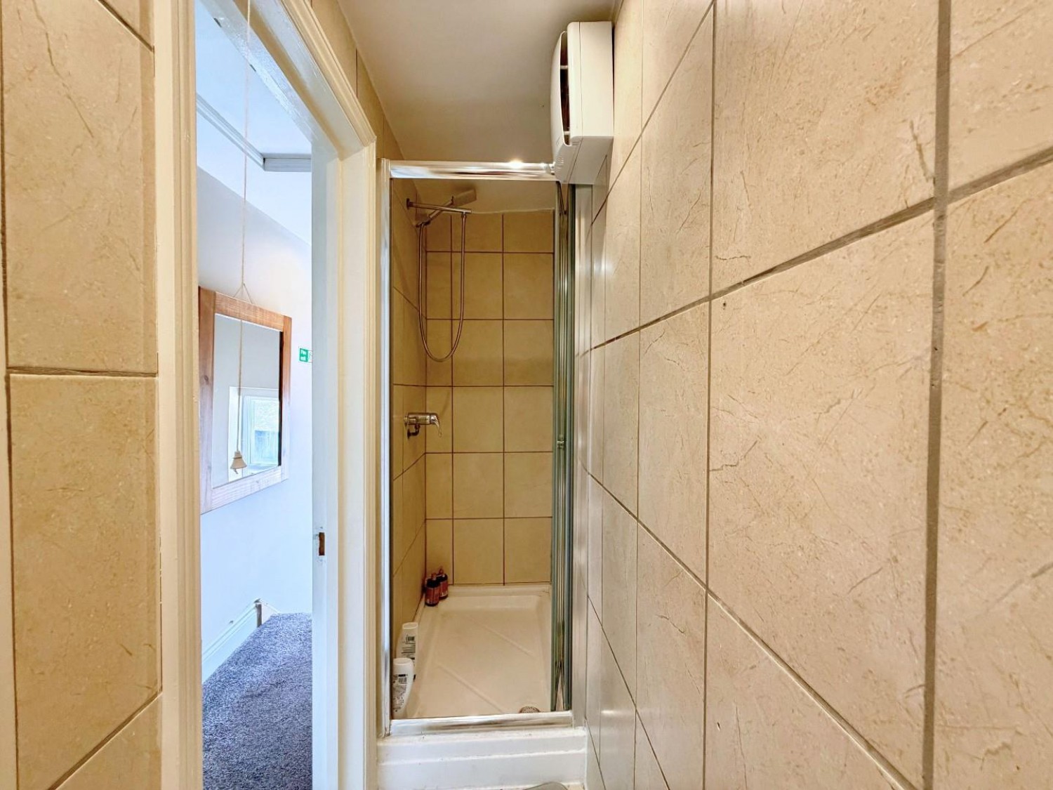 6 bedroom House to let in Agar Grove, London NW1