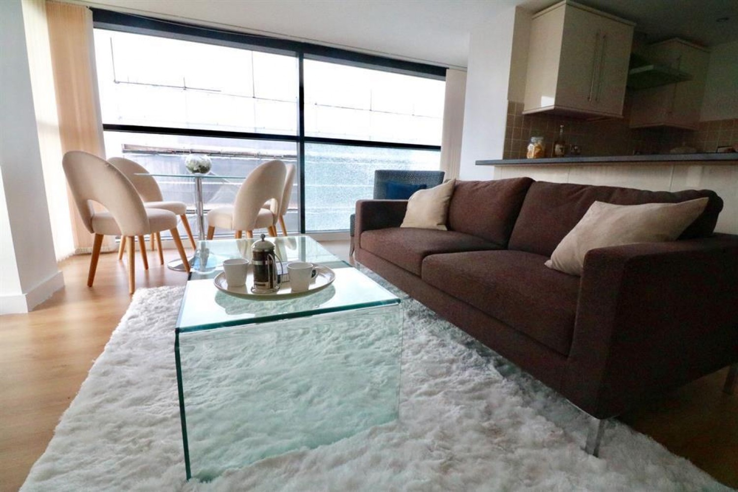 2 bedroom Flat to let in Pall Mall, Hamilton House, Liverpool, L3 6AE