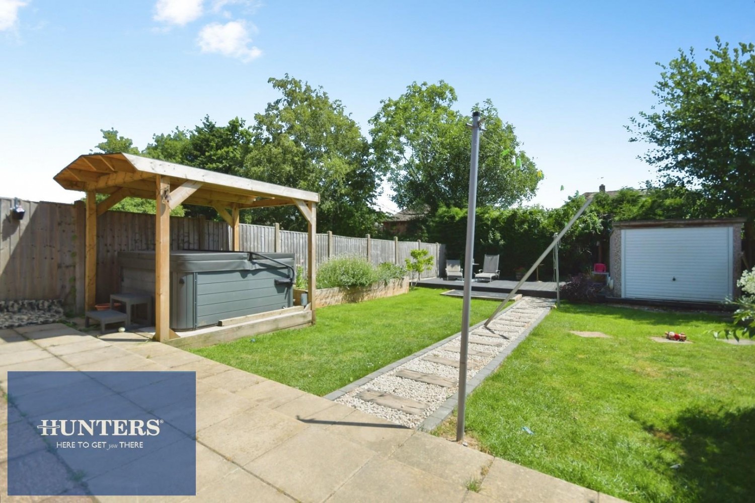 3 bedroom House for sale in Coupe Lane, Clay Cross, Chesterfield, S45 9QL