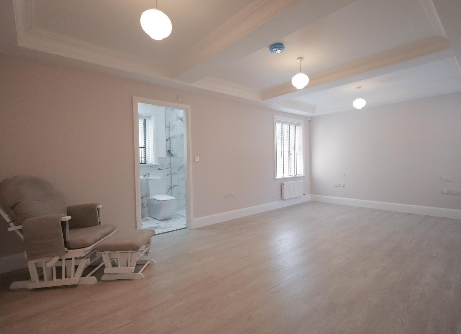 4 bedroom House to let in Willow Wood Close, Ashton-Under-Lyne