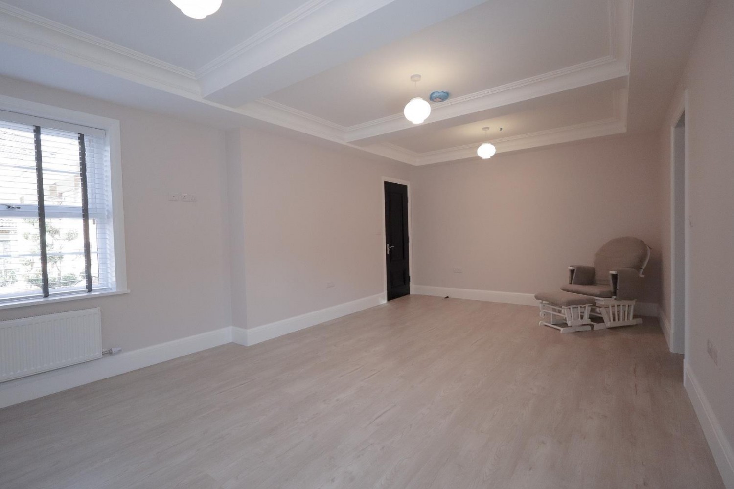 4 bedroom House to let in Willow Wood Close, Ashton-Under-Lyne