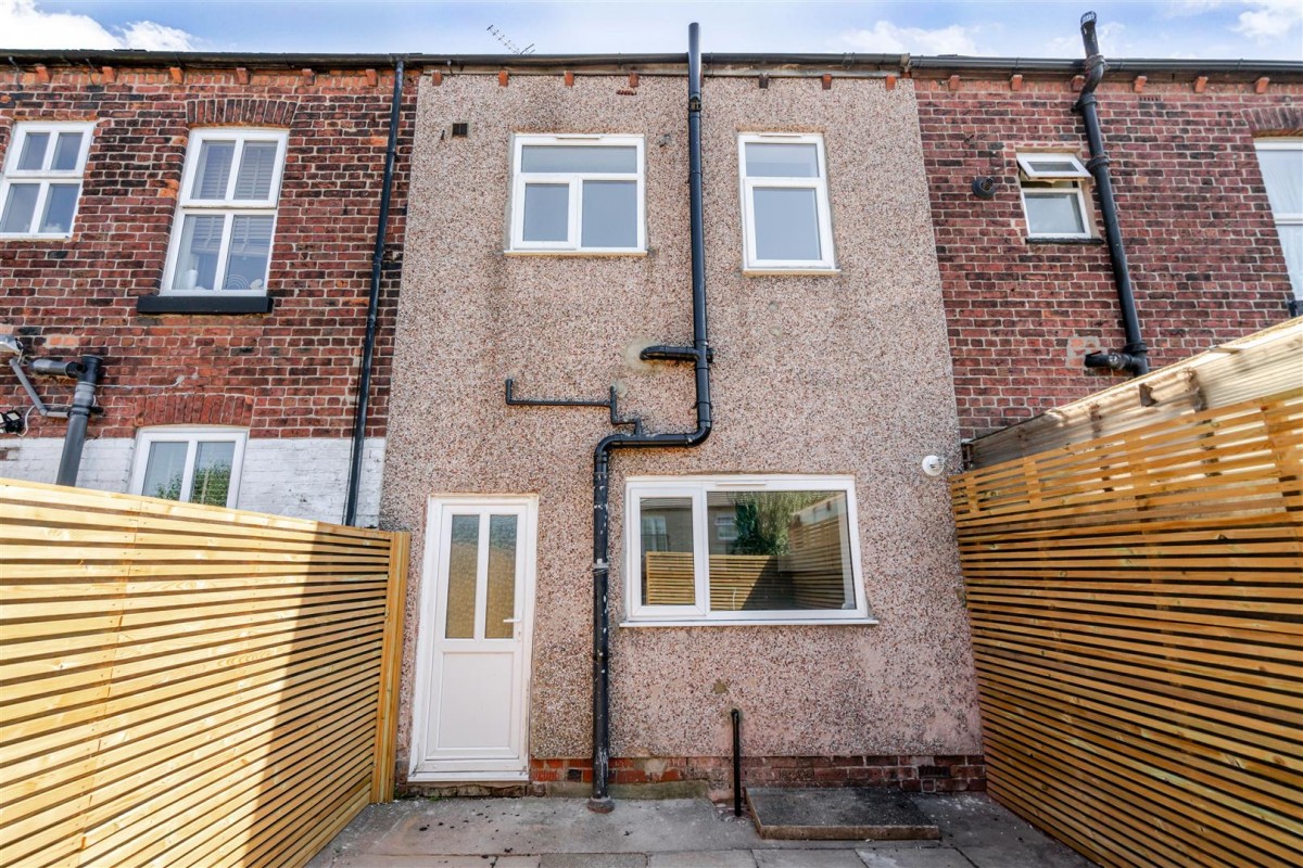 Platt Fold St, Leigh