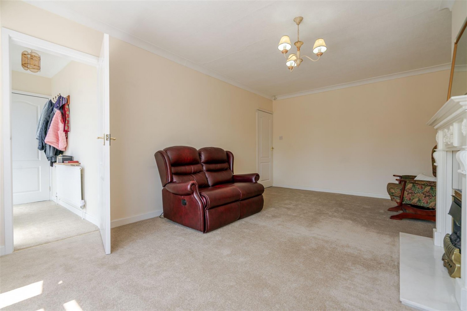 2 bedroom Bungalow for sale in Thames Ave, Leigh