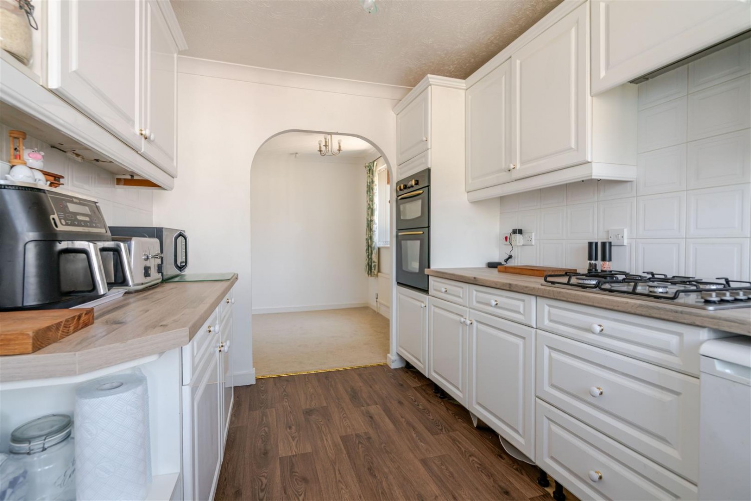 2 bedroom Bungalow for sale in Thames Ave, Leigh