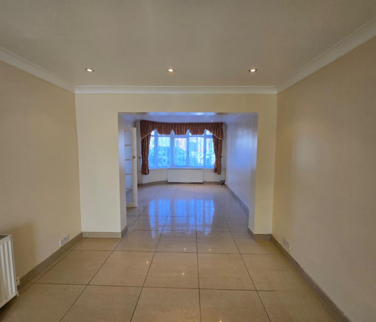 3 bedroom House to let in Bellamy Drive, Stanmore